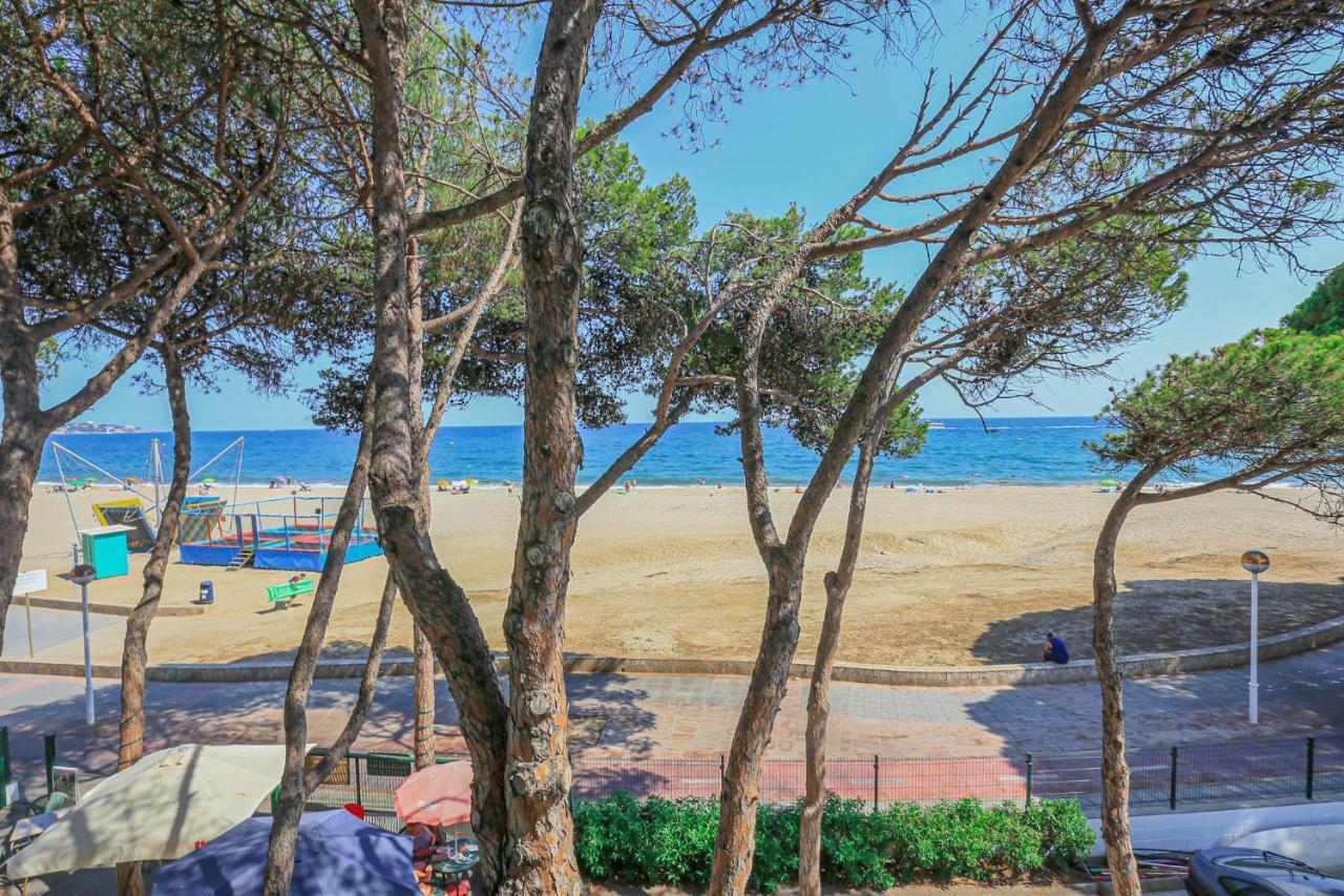 דירות קמברילס Playmar Litoral Costa Dorada - Only Families מראה חיצוני תמונה