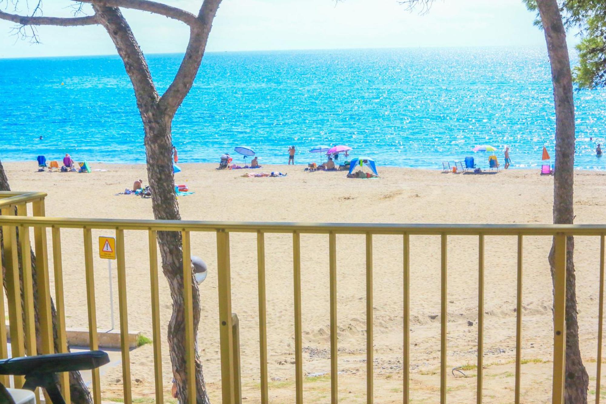 דירות קמברילס Playmar Litoral Costa Dorada - Only Families מראה חיצוני תמונה