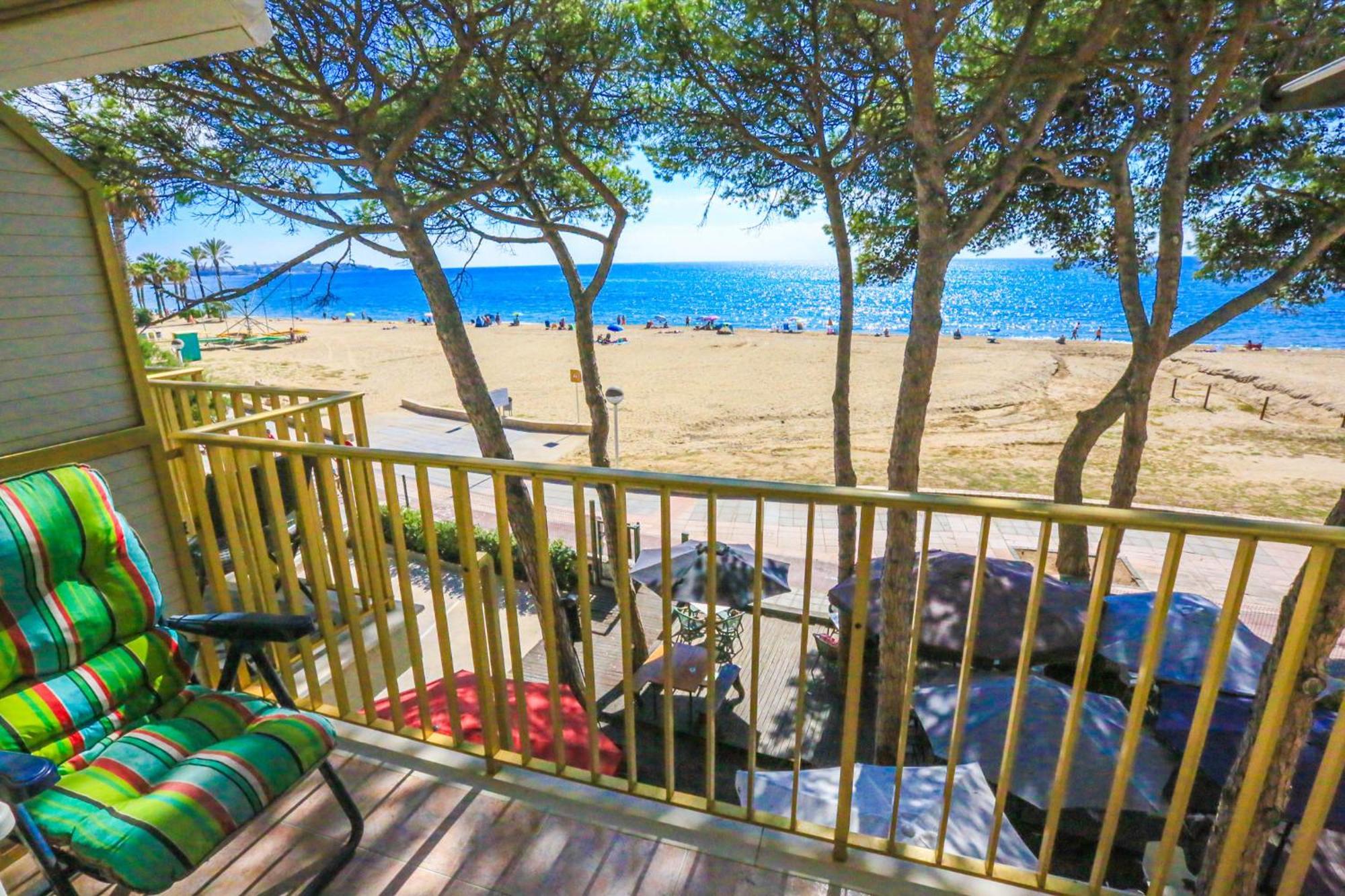 דירות קמברילס Playmar Litoral Costa Dorada - Only Families מראה חיצוני תמונה